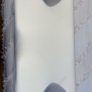 Sutera Dream Deep Pillow